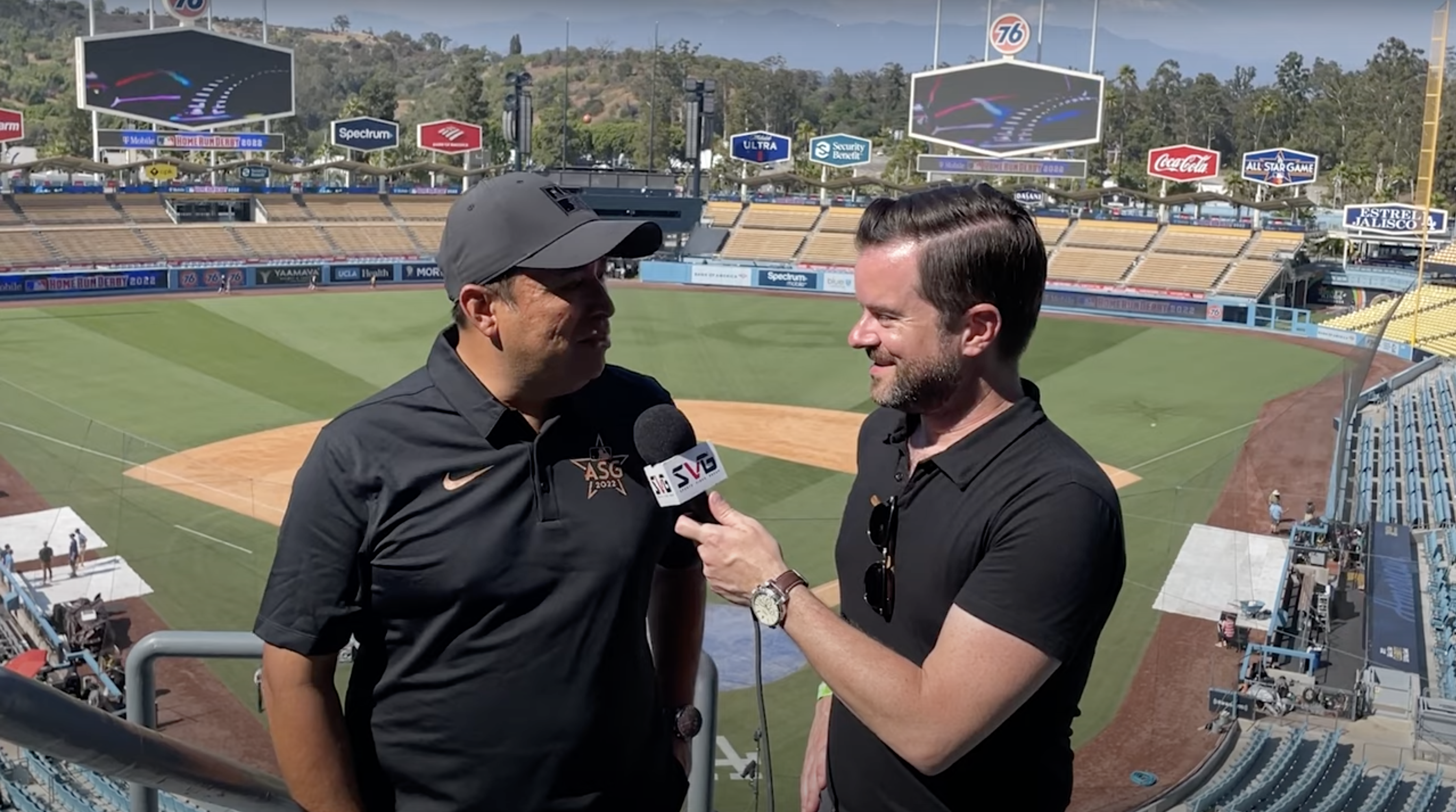 MLB All-Star 2022: FOX Sports' Francisco Contreras Dives Into Dirt Cam