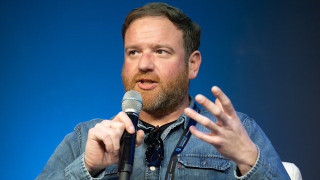 16:9 – Masters of Corporate Cinematography