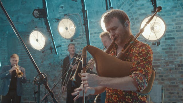 Bellowhead | Frog's Legs And Dragon's...