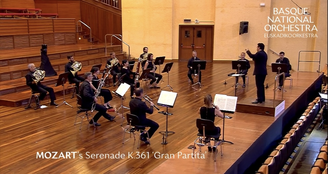 Basque - Mozart Serenade K.361 "Gran Partita"
