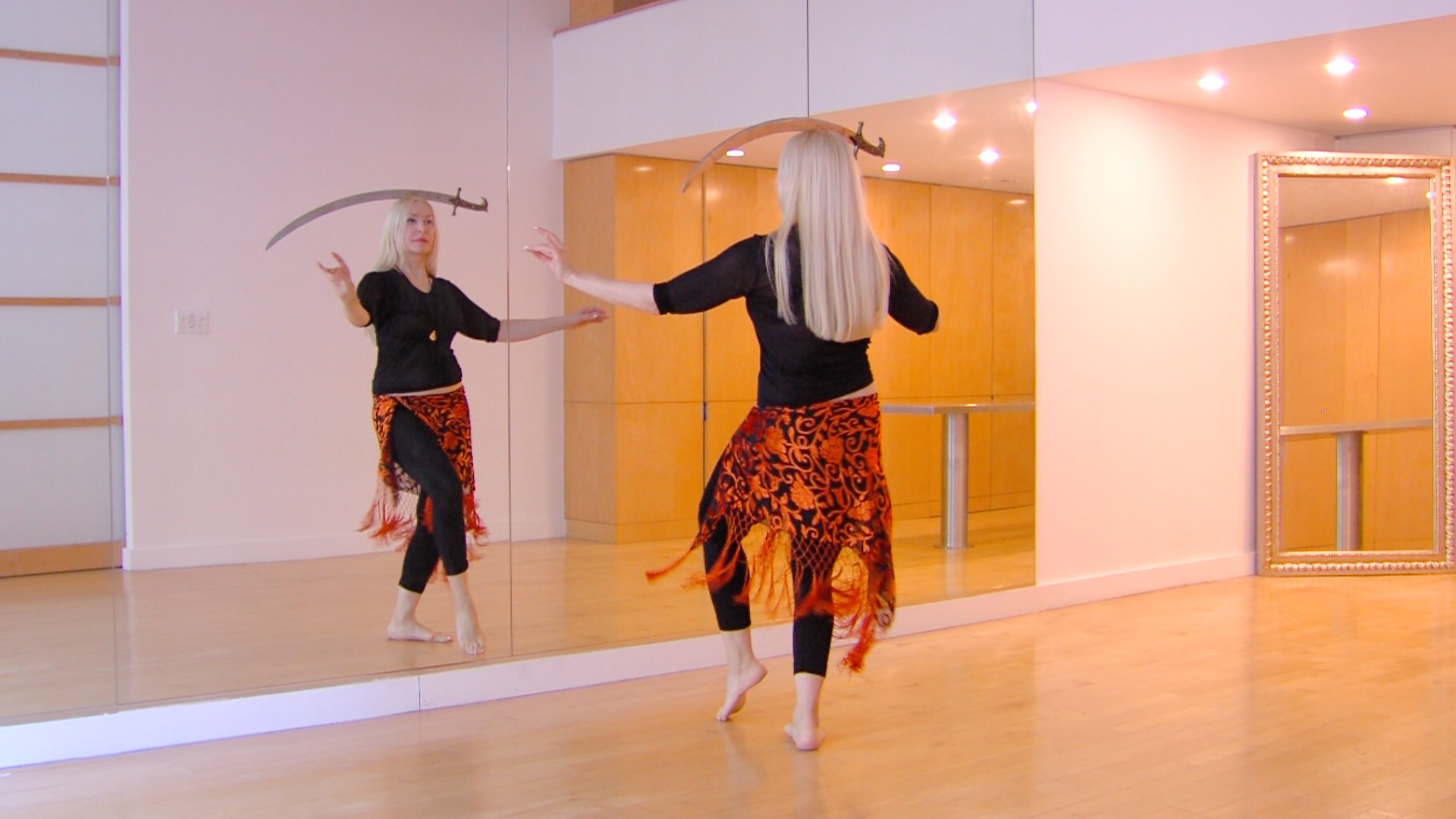 Advanced veil, wings, and balancing props (sword, shemadan, candle tray)