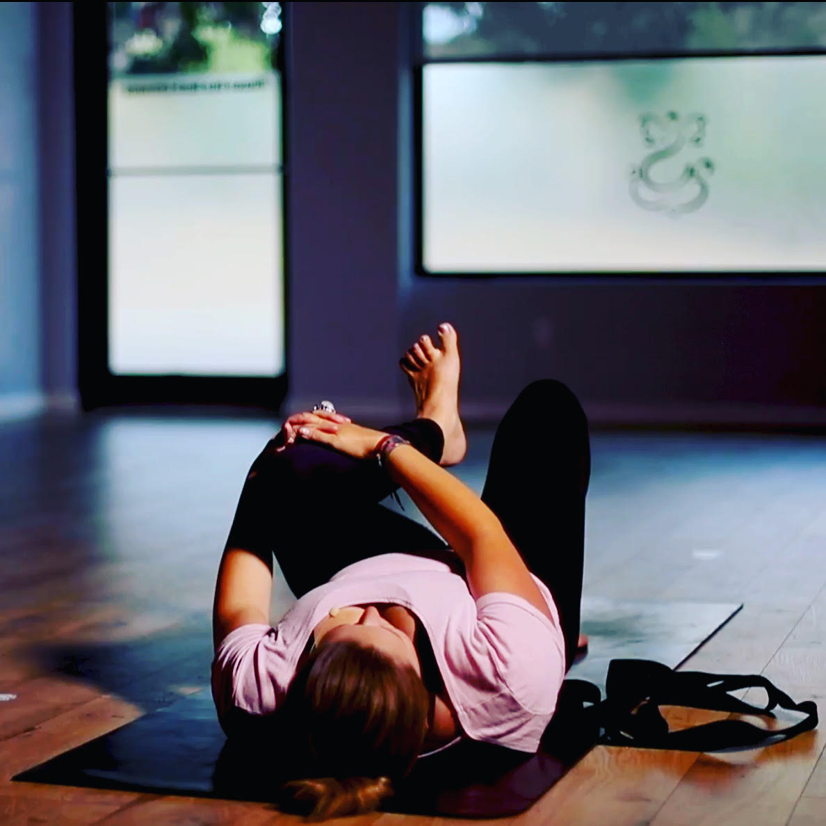 Gentle Stretch with Yvonne (10 min)