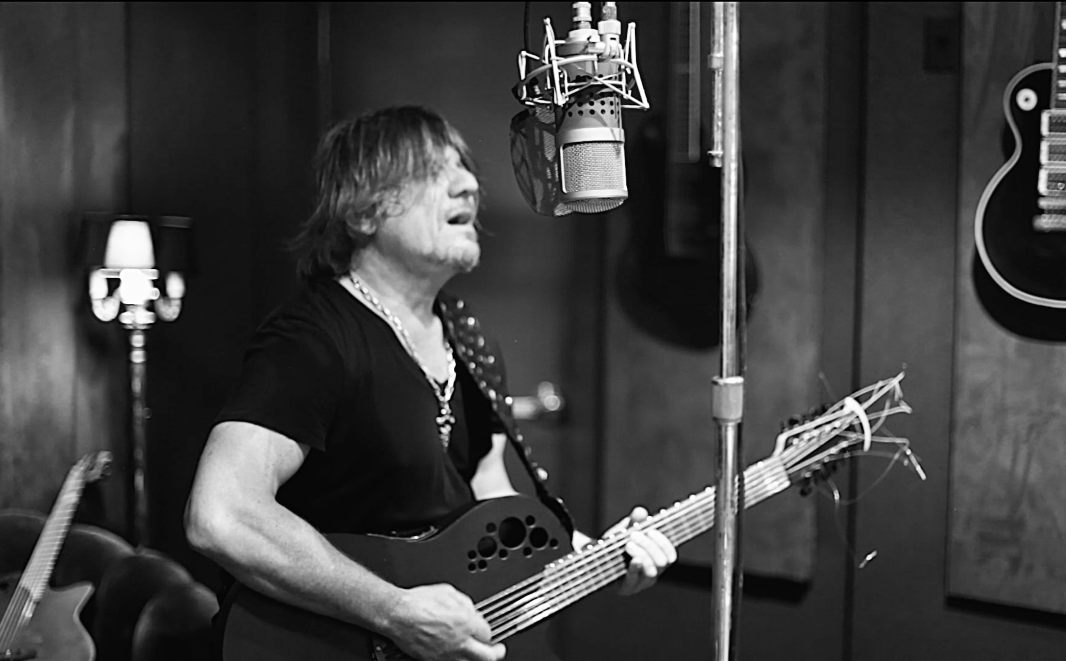 WE ALL DIE YOUNG - Live Acoustic - SH Studio