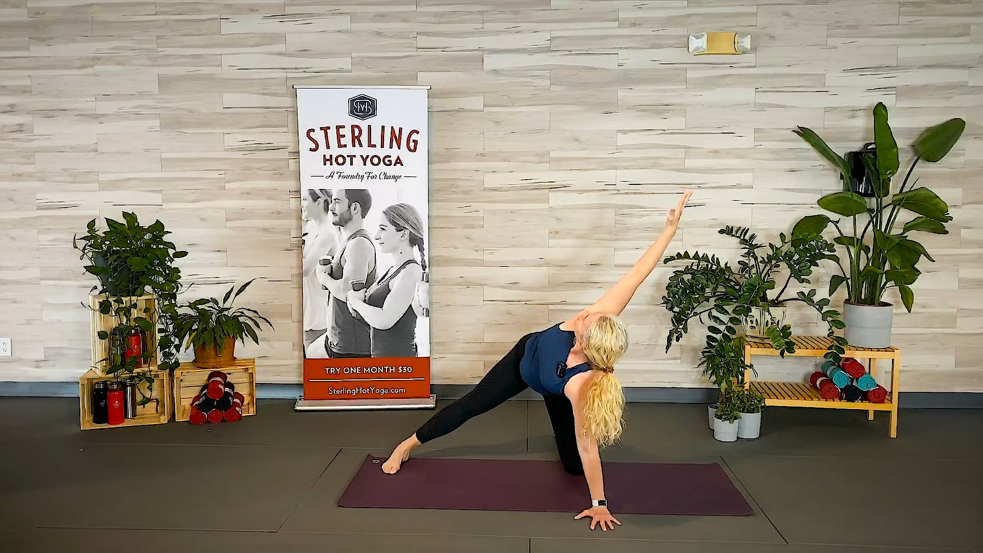 F - 45 Min Vinyasa with Jill