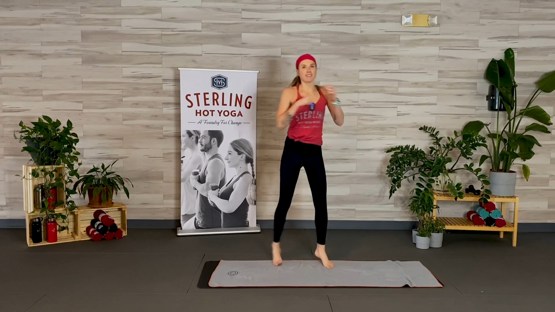 30min Cardio and Core With Caro #5