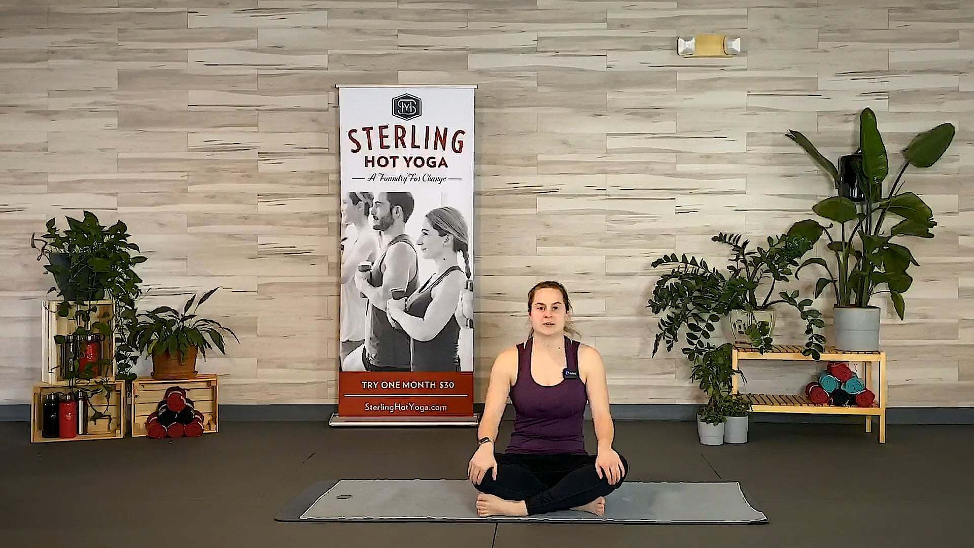 E - 45 Min Vinyasa with Amanda