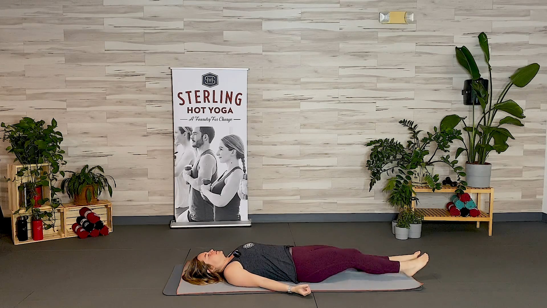 T - Vinyasa 30m with Amanda