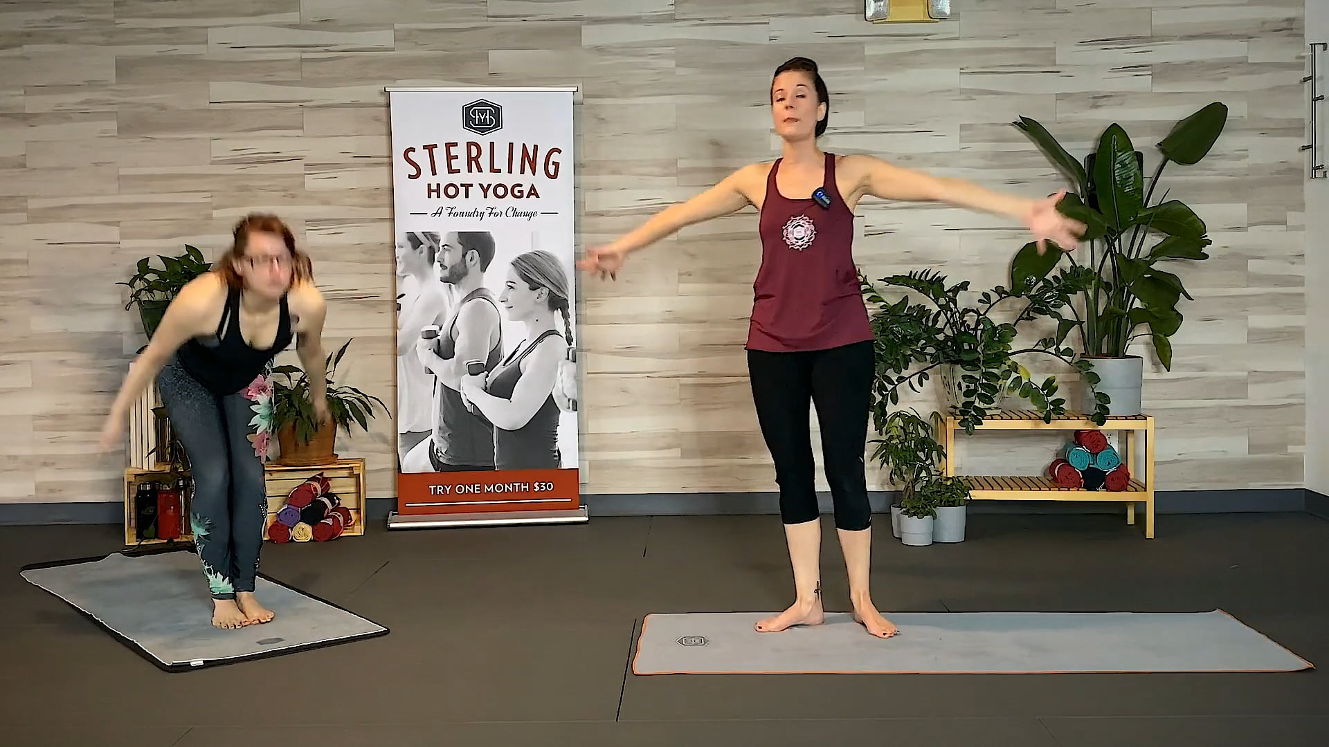 D - 60min Vinyasa With Stephanie