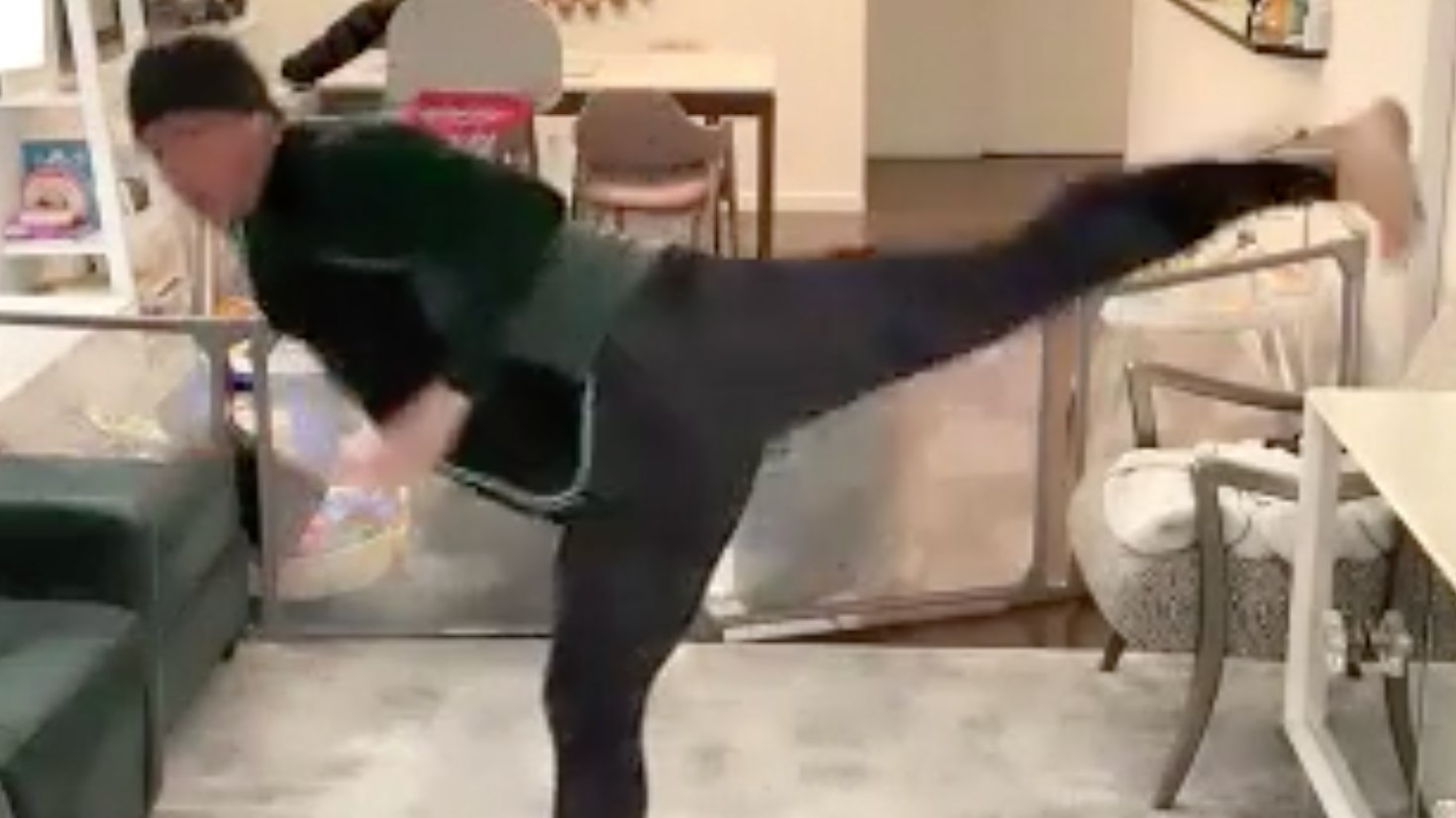 SHADOW DO EXPRESS VOL 96, U/D/U hands, B/F/B kick (hard work)