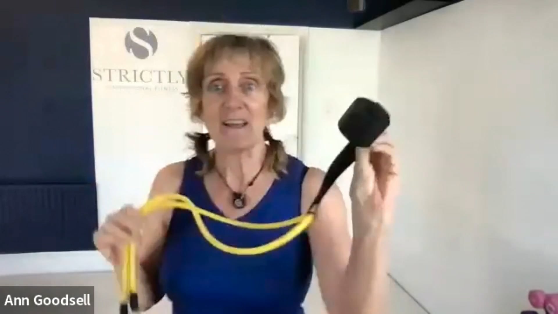 SHOULDER HEALTH BAND - EXERCISES FOR BACK