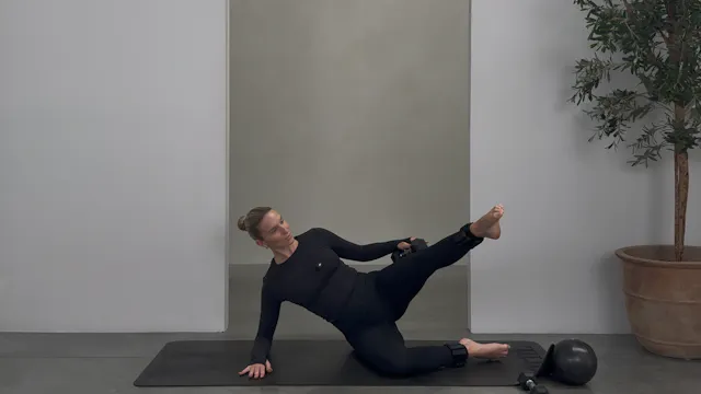 40 MINUTE FULL BODY STRENGTH: LIGHT W...