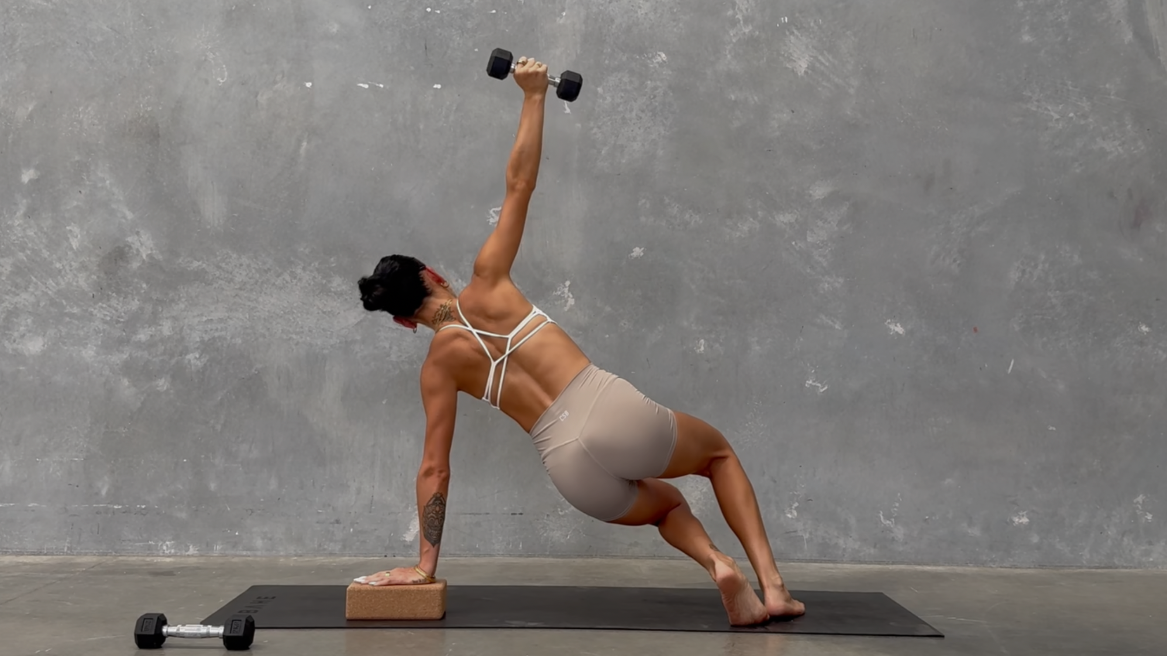 50 MIN FULL BODY STRENGTH WEIGHTS + BLOCK