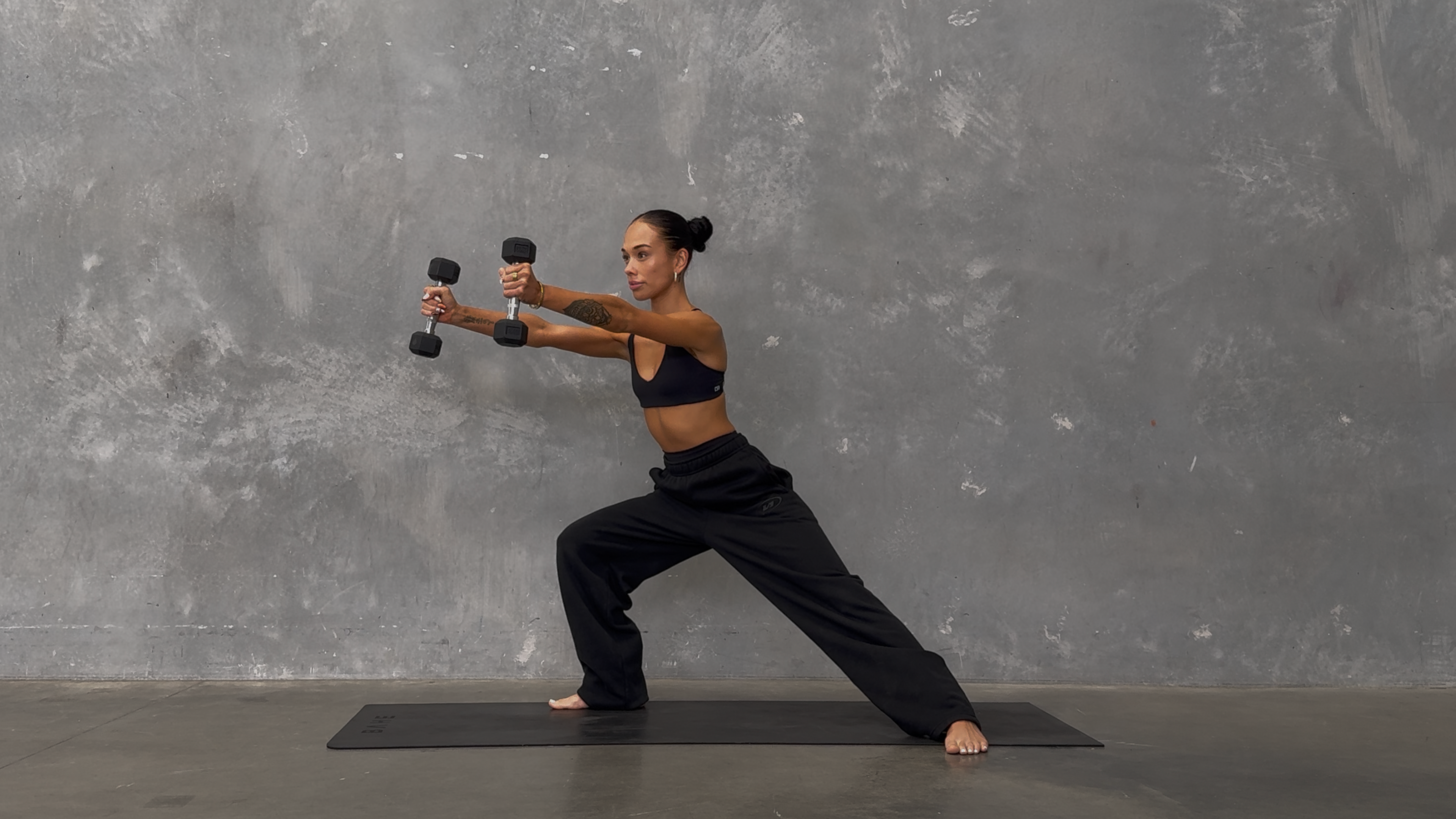 55 MINUTE FULL BODY SWEAT & SCULPT: WEIGHTS + ANKLE WEIGHTS