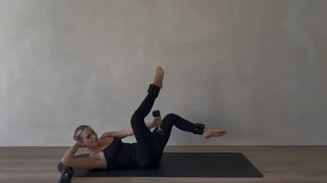 30 MINUTE CORE STRENGTH: MEDIUM WEIGH...