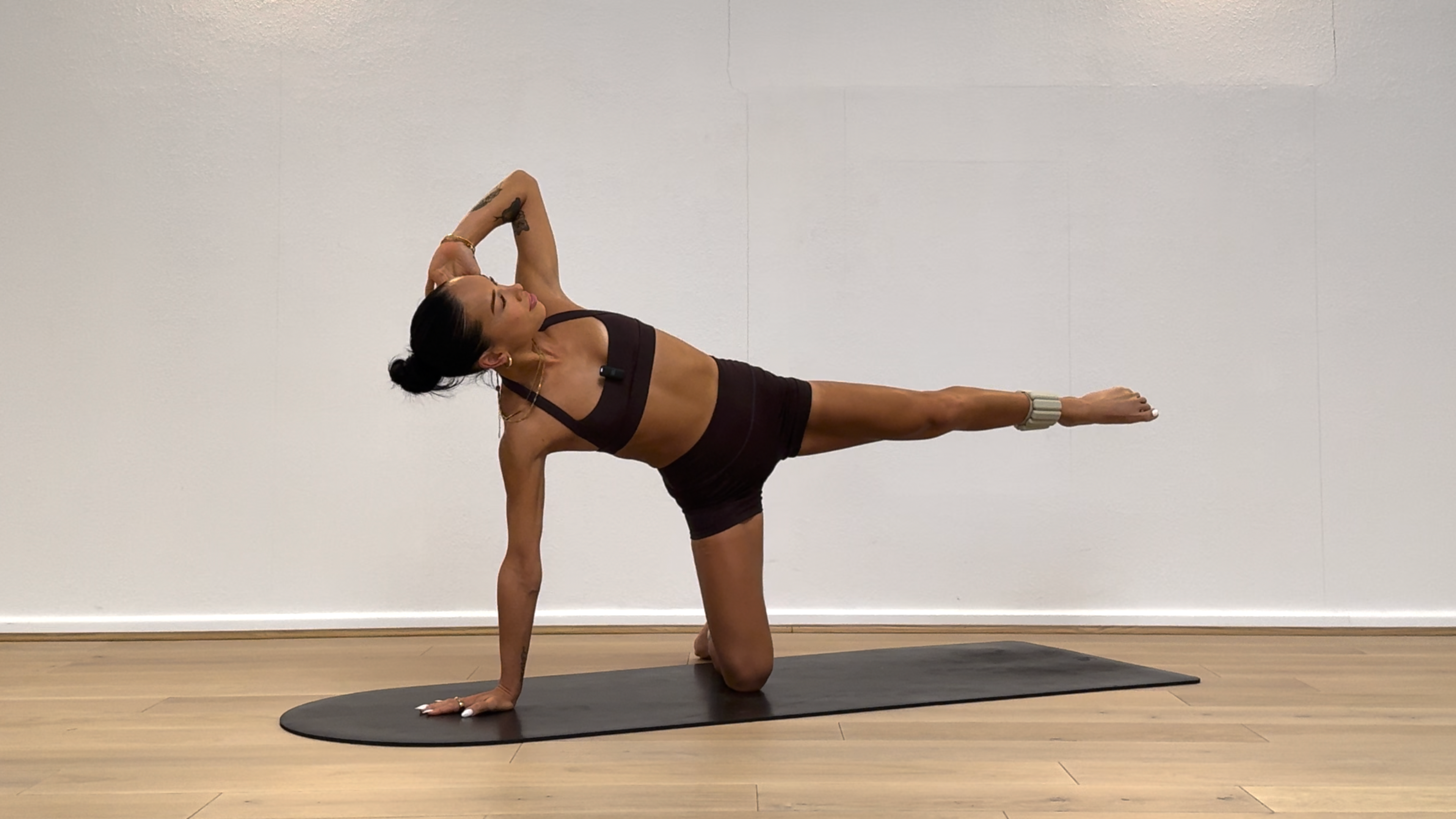 45 MINUTE FULL BODY SWEAT & SCULPT: ANKLE WEIGHTS