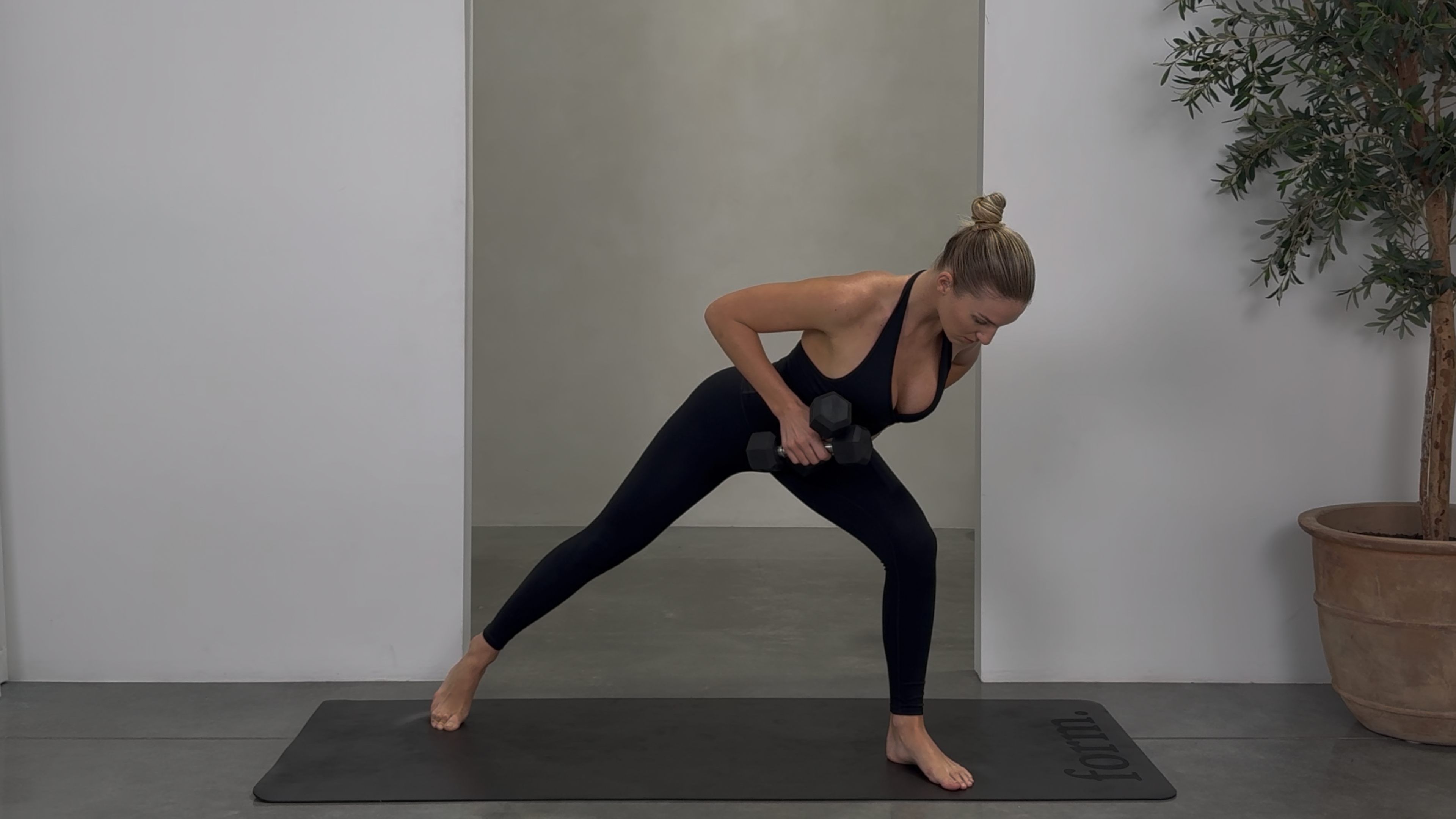 35 MINUTE FULL BODY STRENGTH: LIGHT WEIGHTS