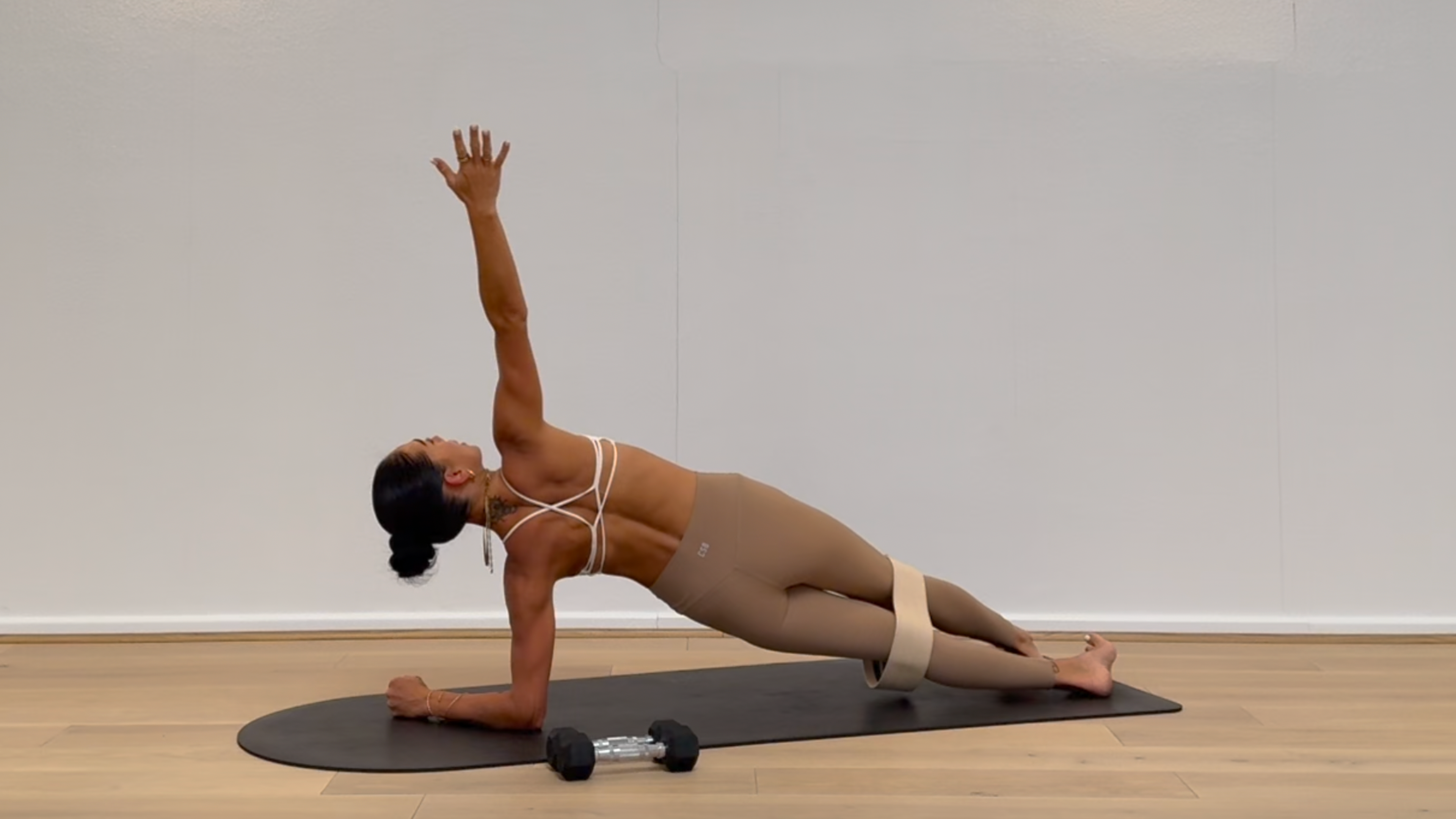 55 MINUTE FULL BODY STRENGTH: WEIGHTS + BAND (Youtube Archive)