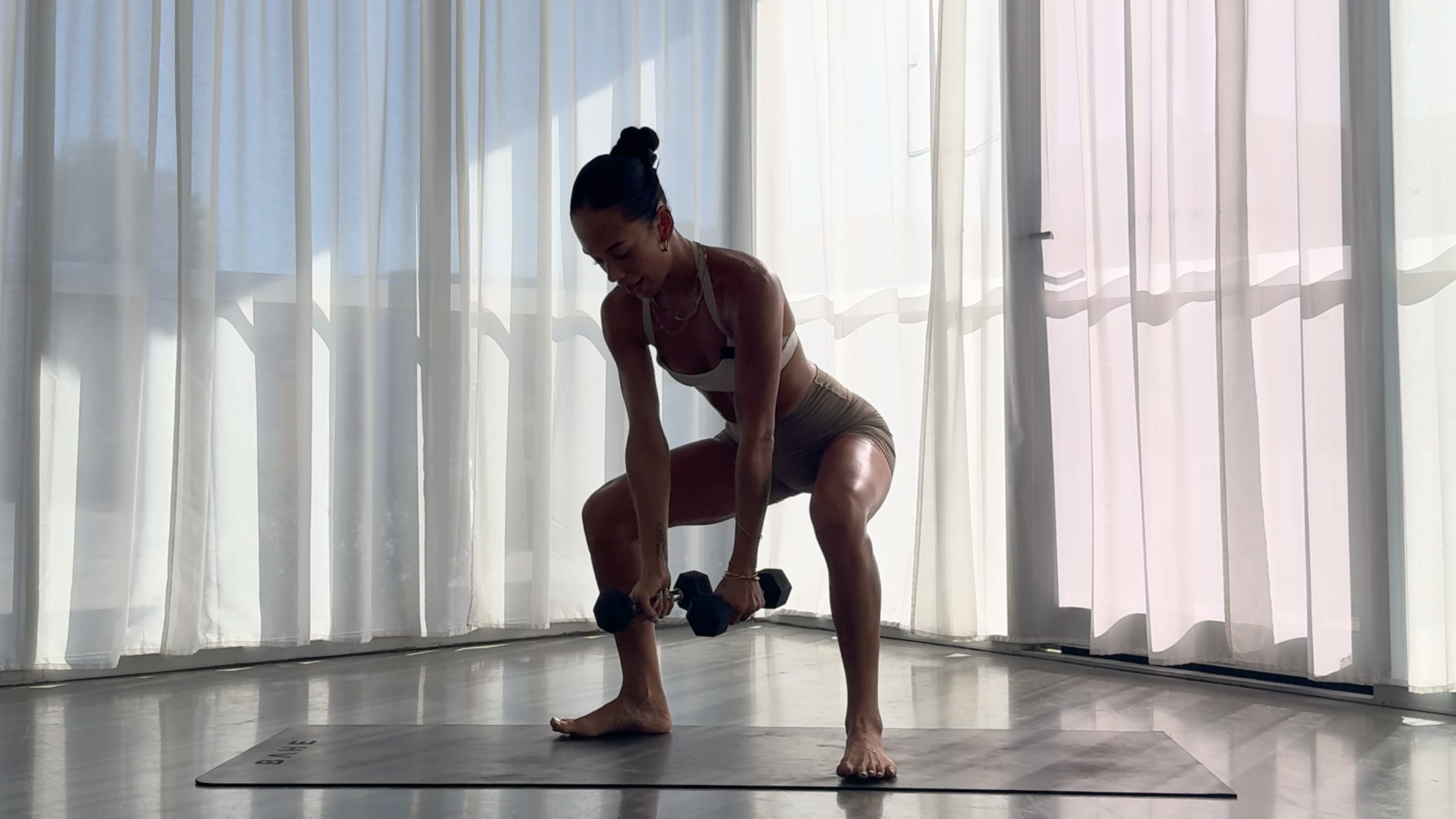 25 MINUTE FULL BODY SWEAT AND SCULPT: WEIGHTS  