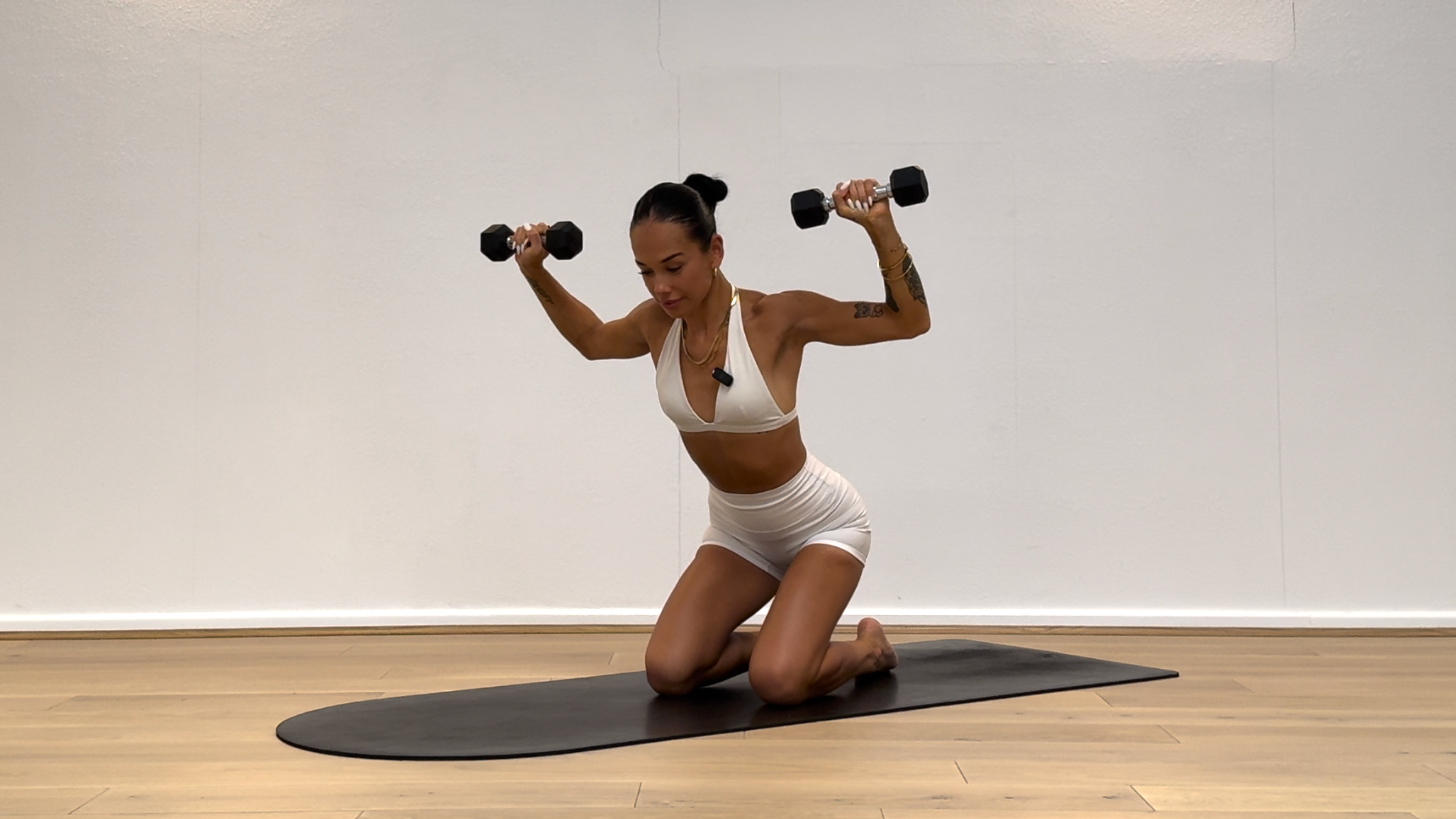 20 MINUTE UPPER BODY SCULPT: WEIGHTS