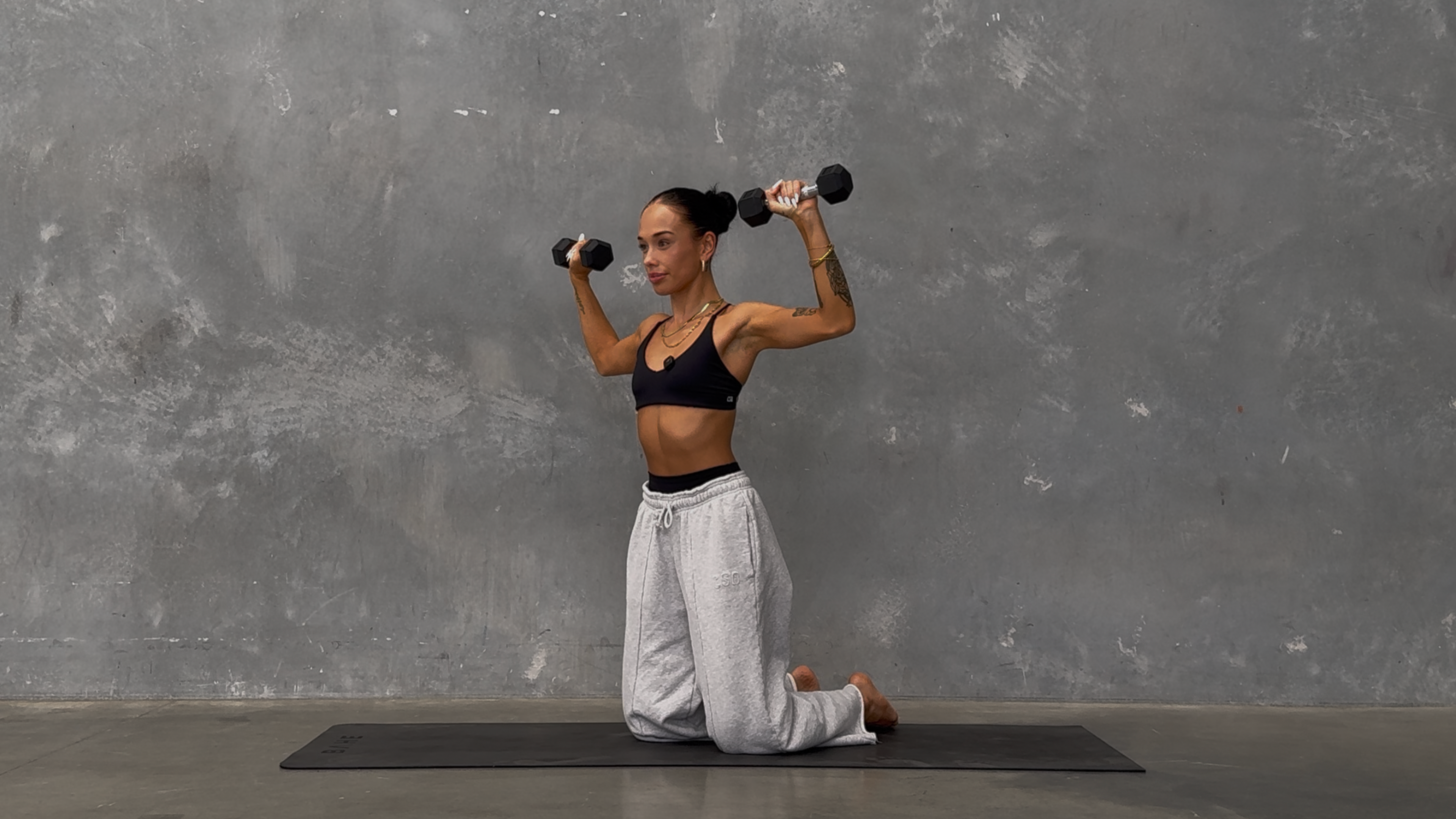 15 MINUTE EXPRESS UPPER BODY STRENGTH: WEIGHTS (Youtube Archive)