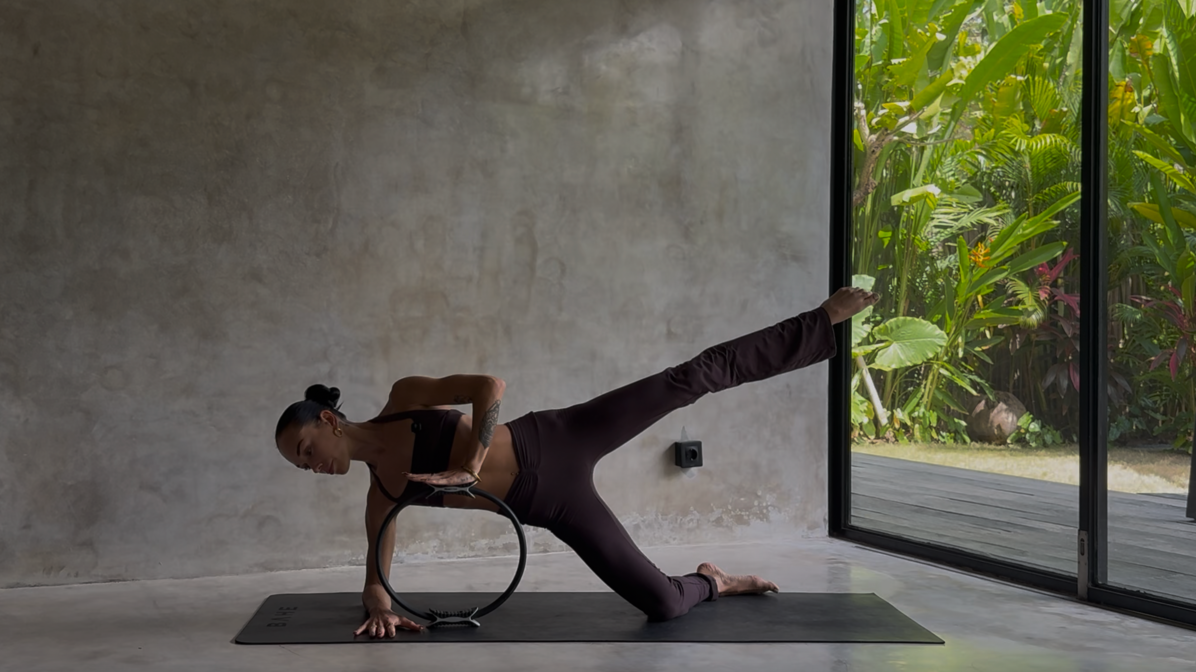 45 MINUTE FULL BODY SCULPT: RING + ANKLE WEIGHTS