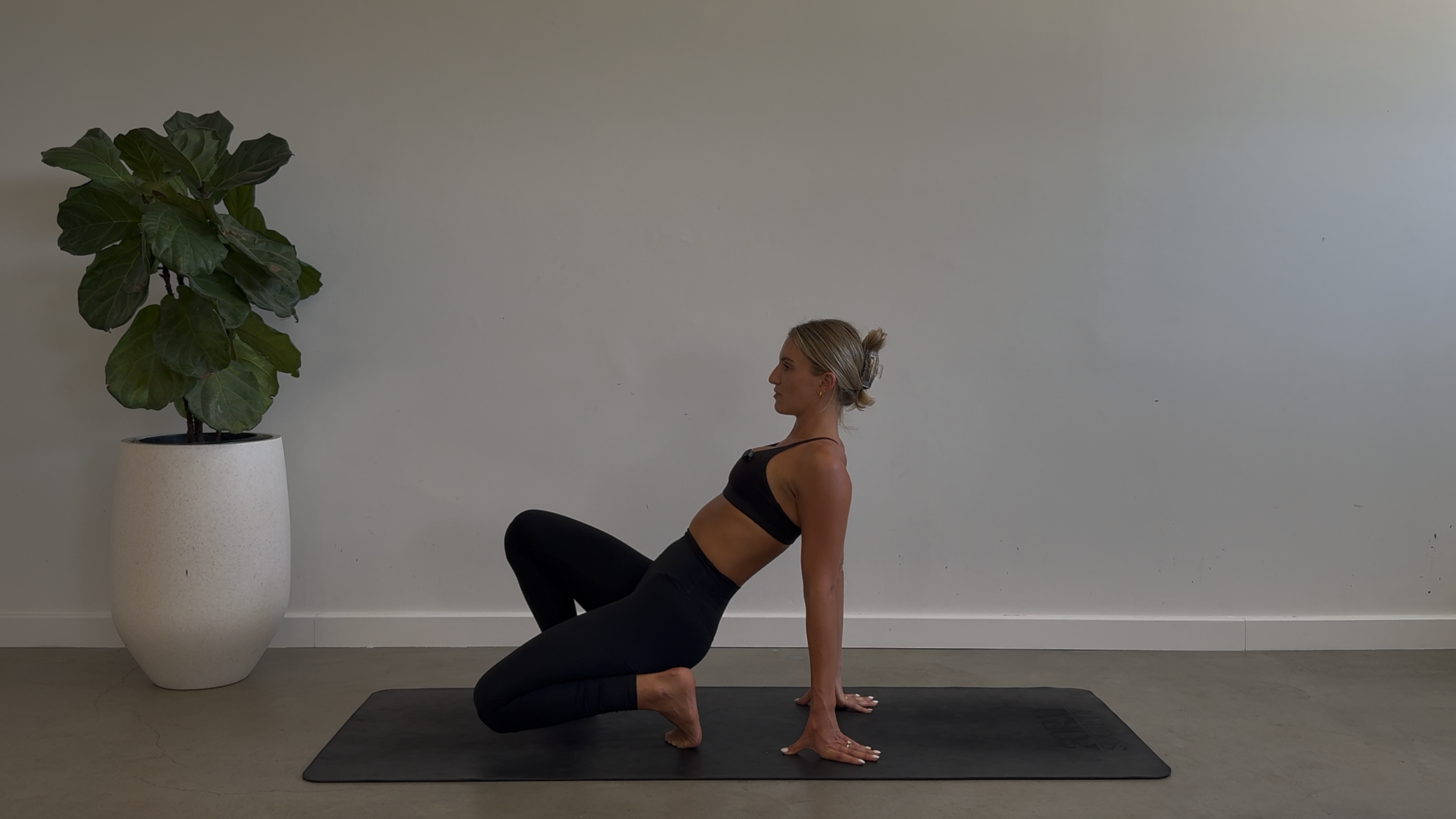 20 MINUTE LOWER BODY STRETCH