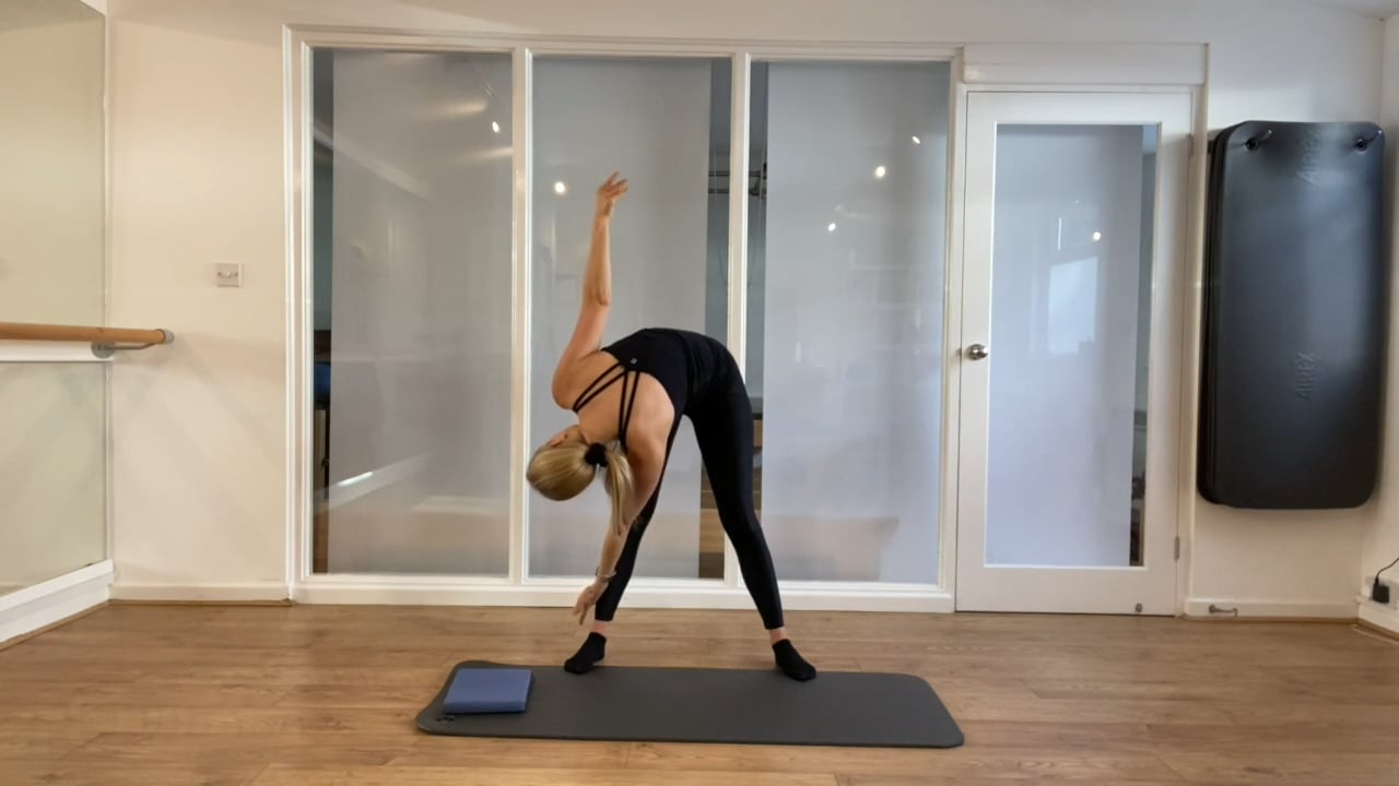 30 Minute Intermediate Mat