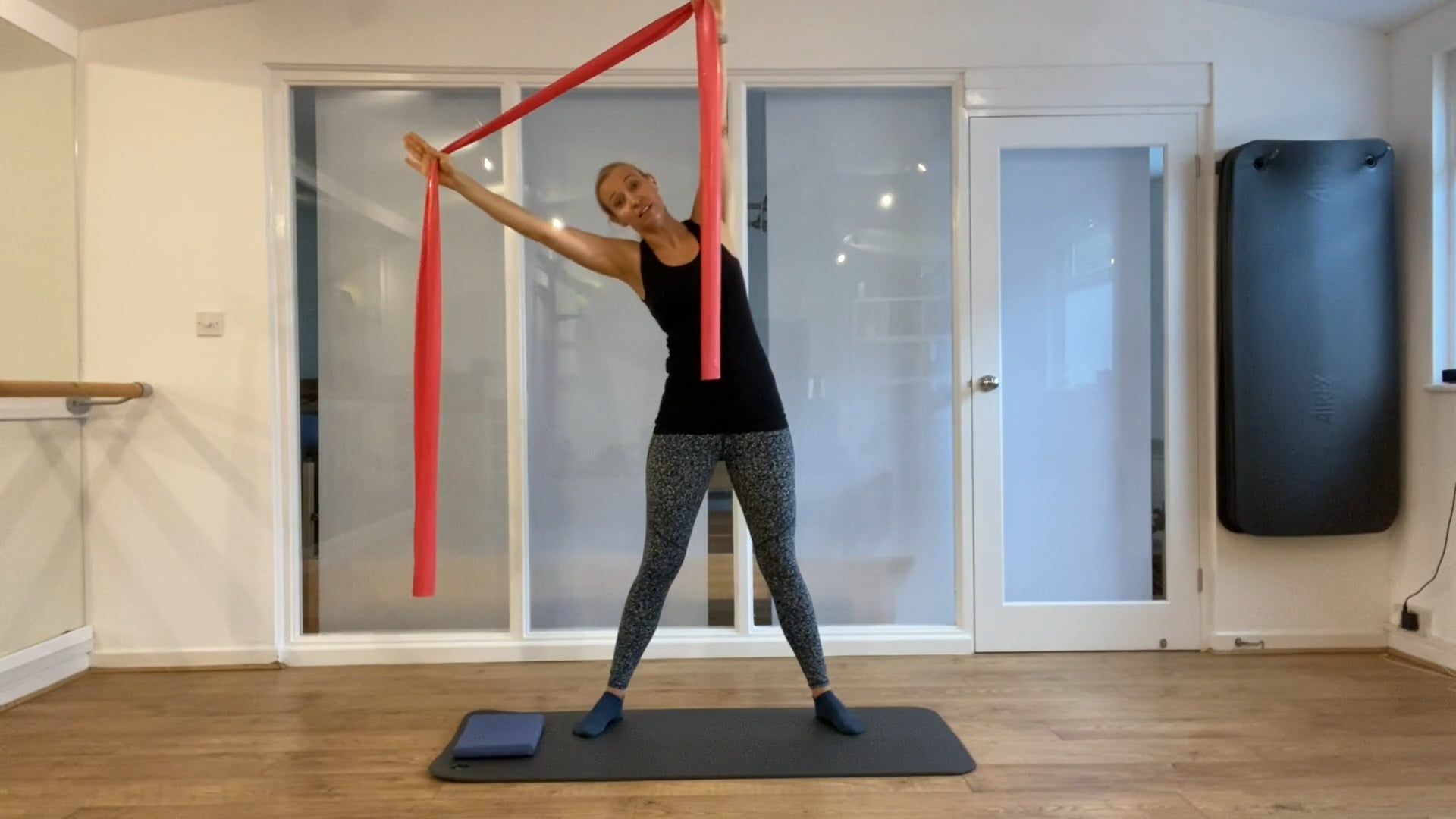 30 Minute Beginner Band Workout