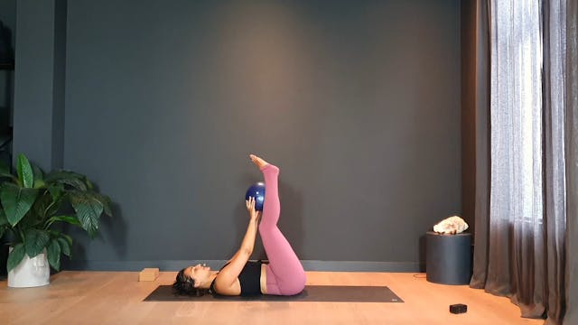 Pilates w/ Fi for total core strength | 35 minutes