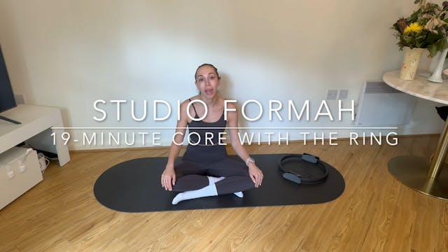 19-Minute Core with the Pilates ring