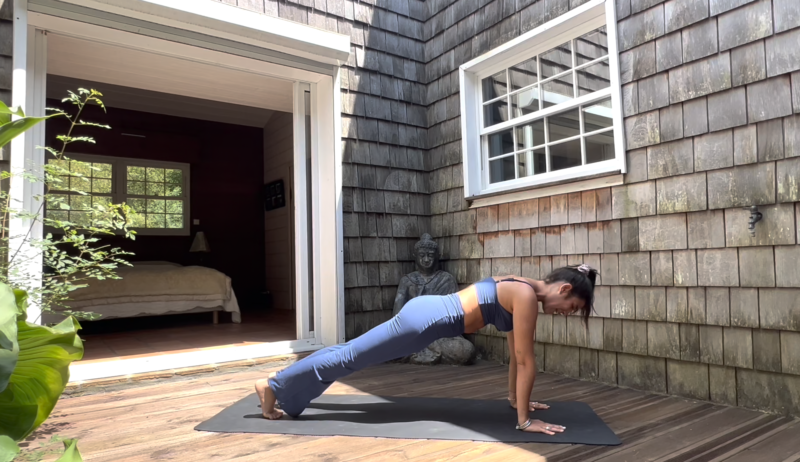 J-2 Vinyasa autour du twist 