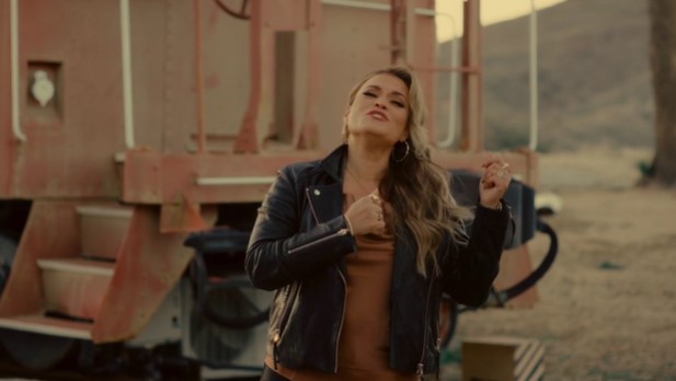 S5: Straighten Your Crown (Grit Don't Quit)