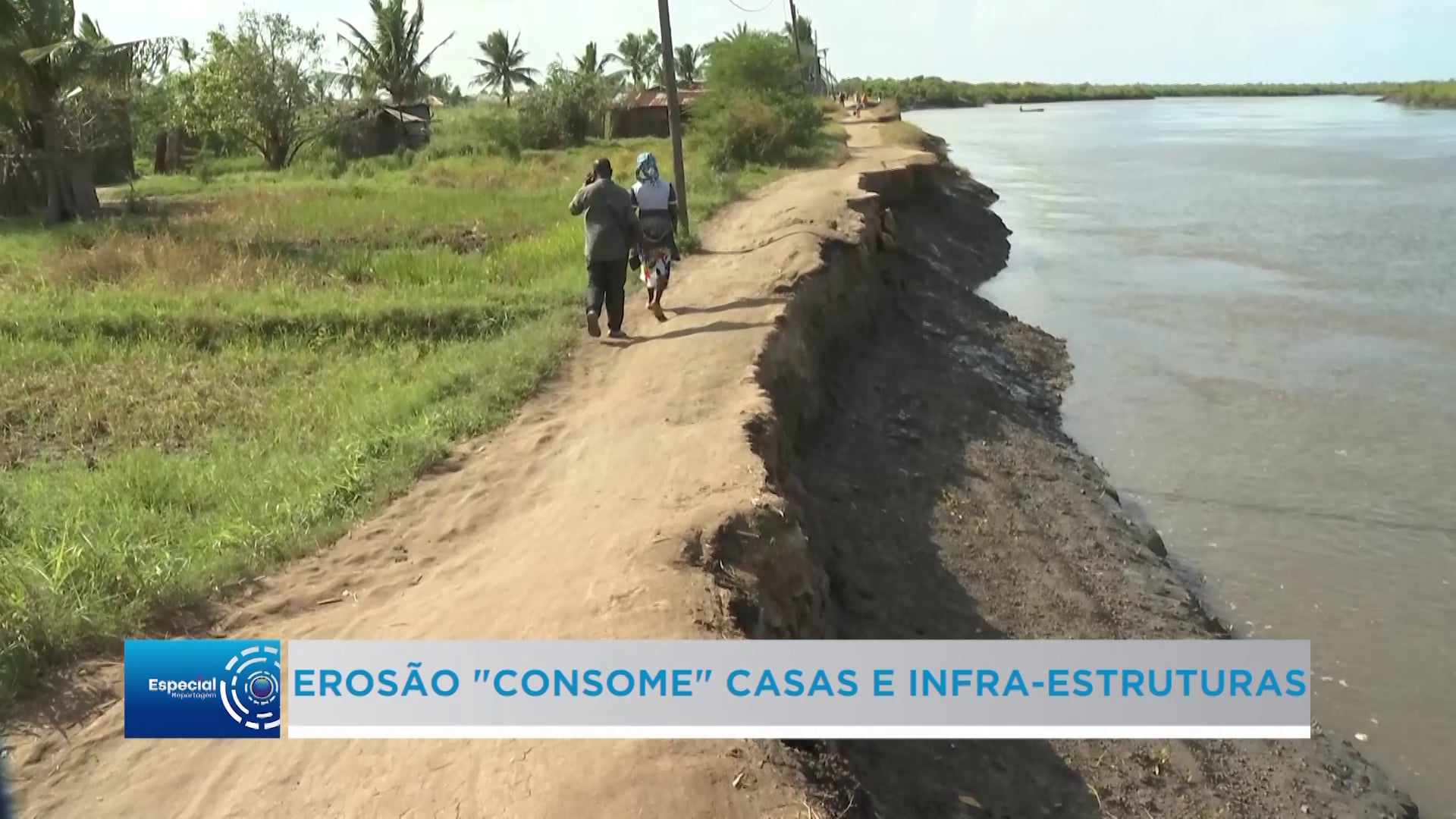 Erosão "consome" casas e infra-estruturas