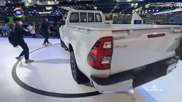 Confira os detalhes da Toyota hilux 1...