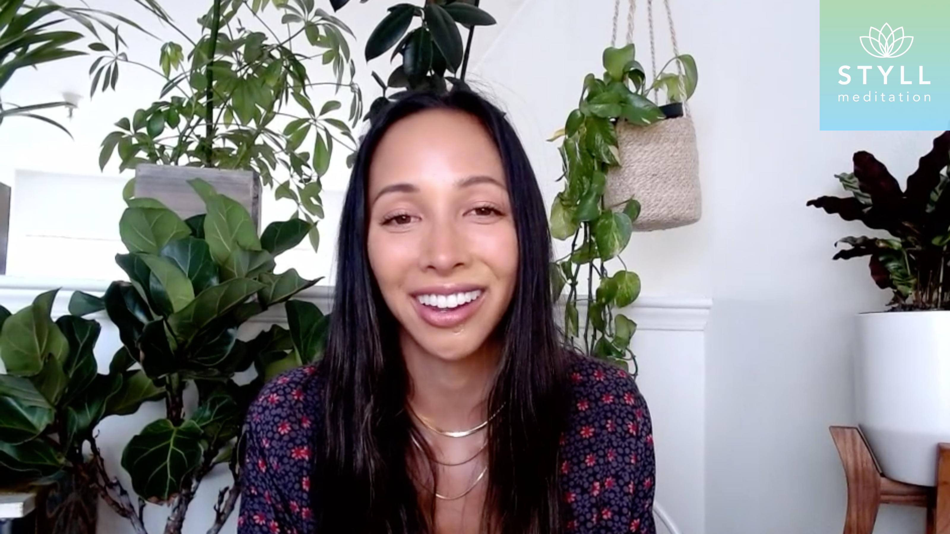 15 min - Gratitude with Laurasia