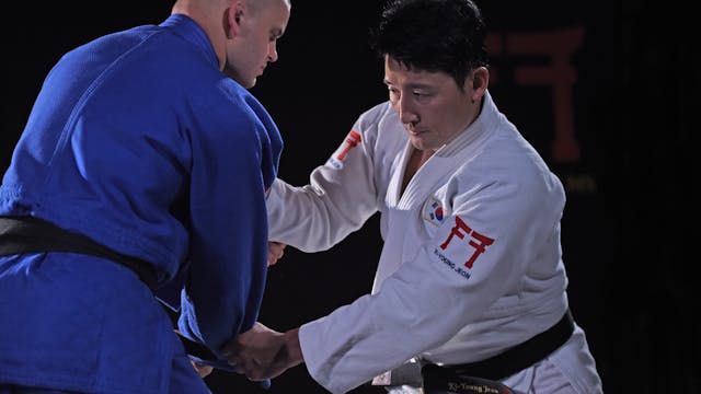 Cross grip to stop arm over the top | Korean Judo