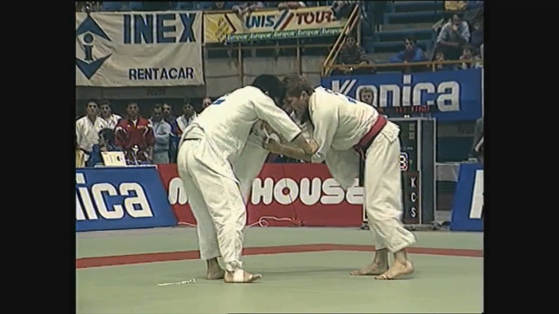 Toshihiko Koga - Tani otoshi