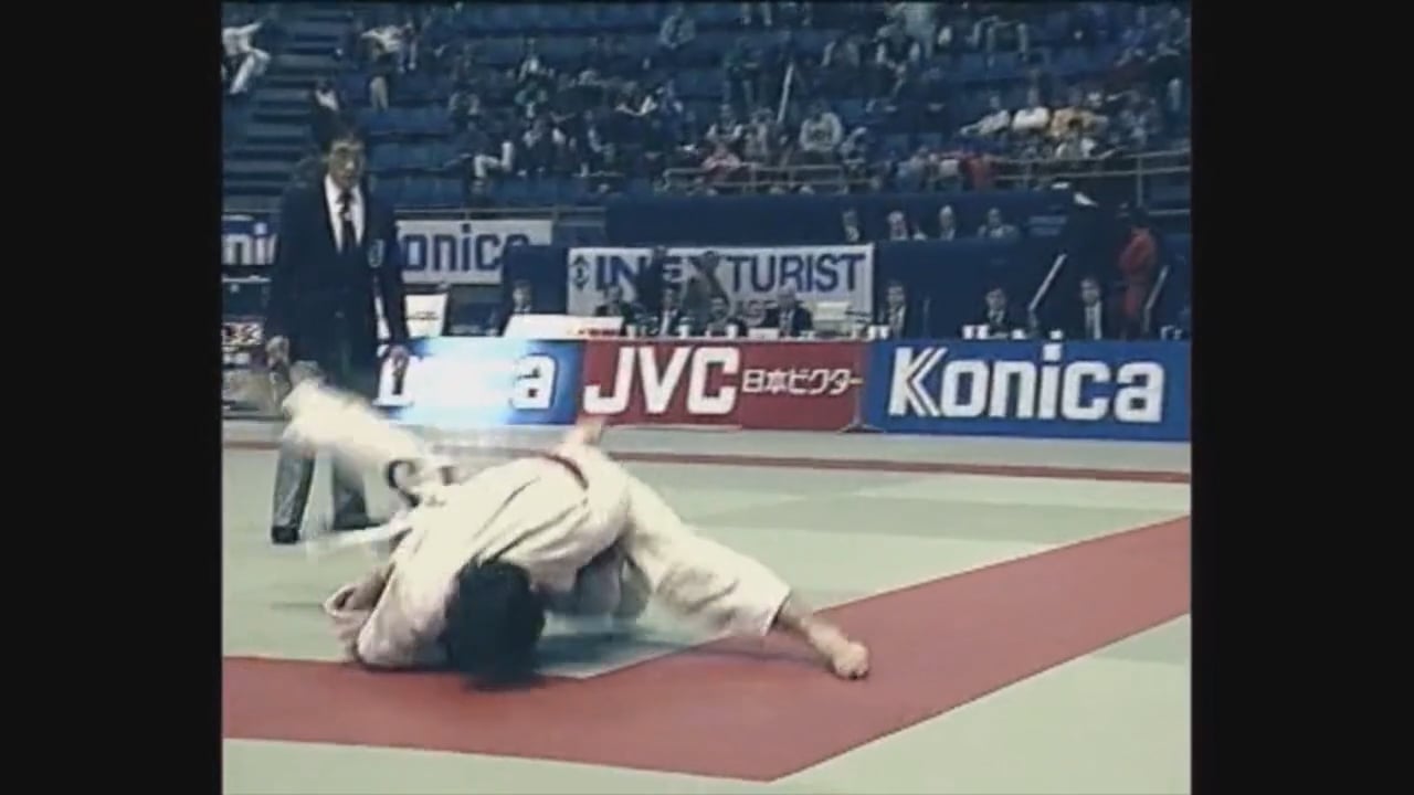 Neil Adams - Uchi mata - Head wrap