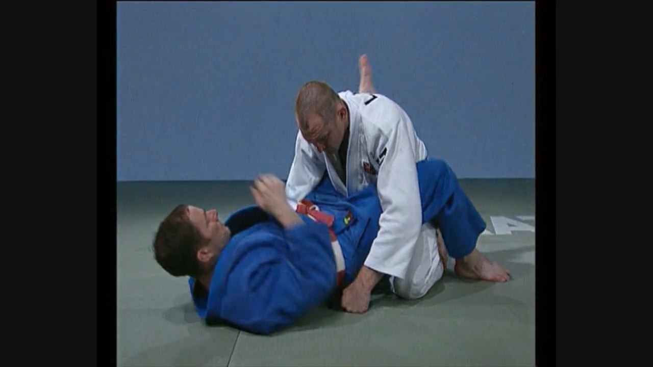 Neil Adams - Gyaku hishigi - (Illegal)