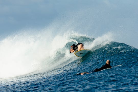 How To Do a Backside Cutback On a Shortboard