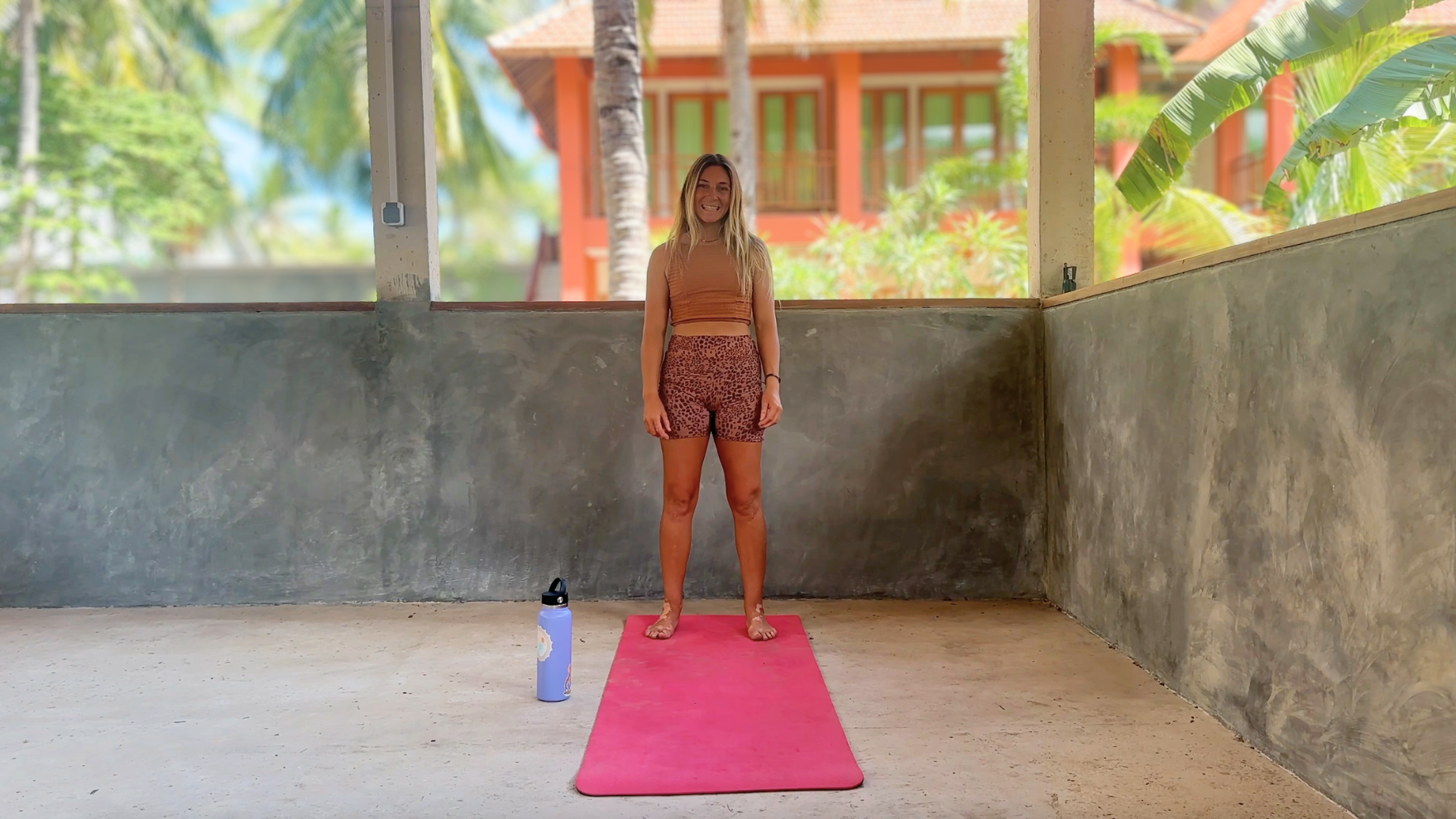 Pre-Surf Hips & Back Stretch Yoga Class (30 min)
