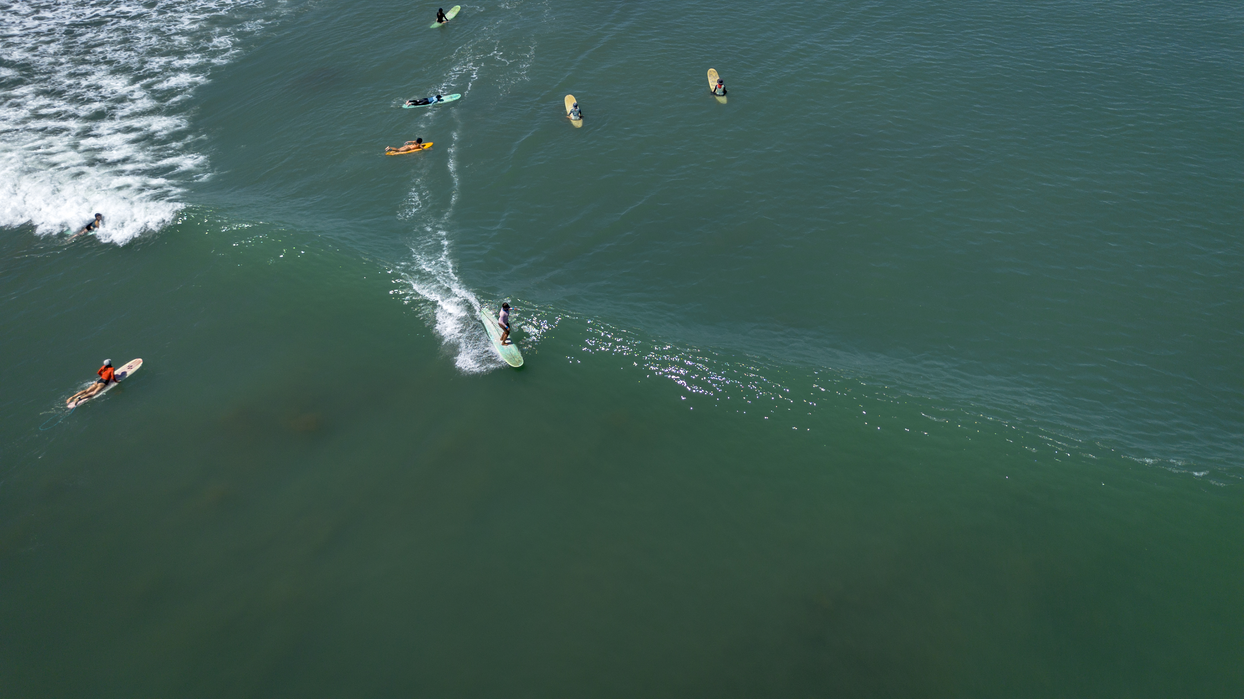 Reading Waves: Which Direction Should I Go?