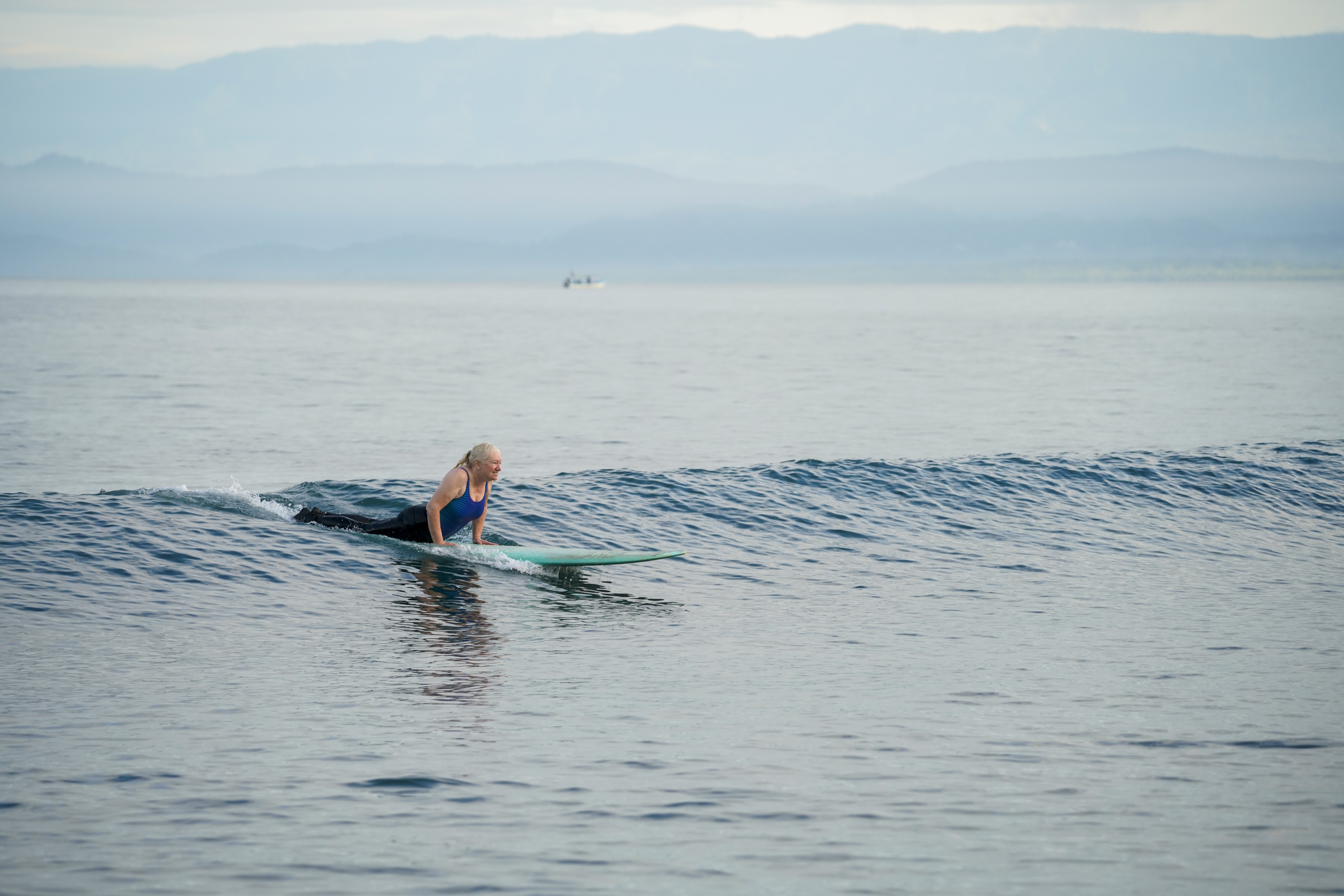 How To Do The Cobra Lean