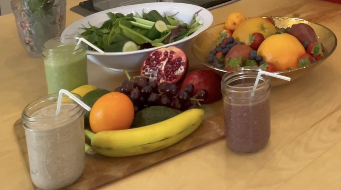 The Ultimate Smoothie Building Guide (PDF)