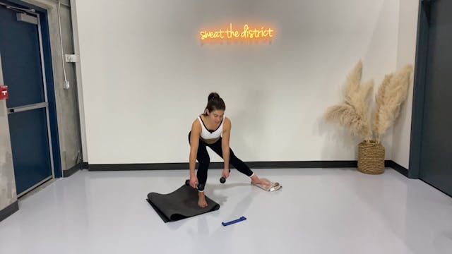 35-minute reformer-less burn with Meg