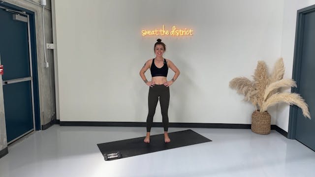 40-minute yoga ass & abs with Kylie