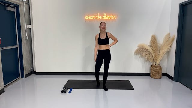 30-minute booty & arms with Emily