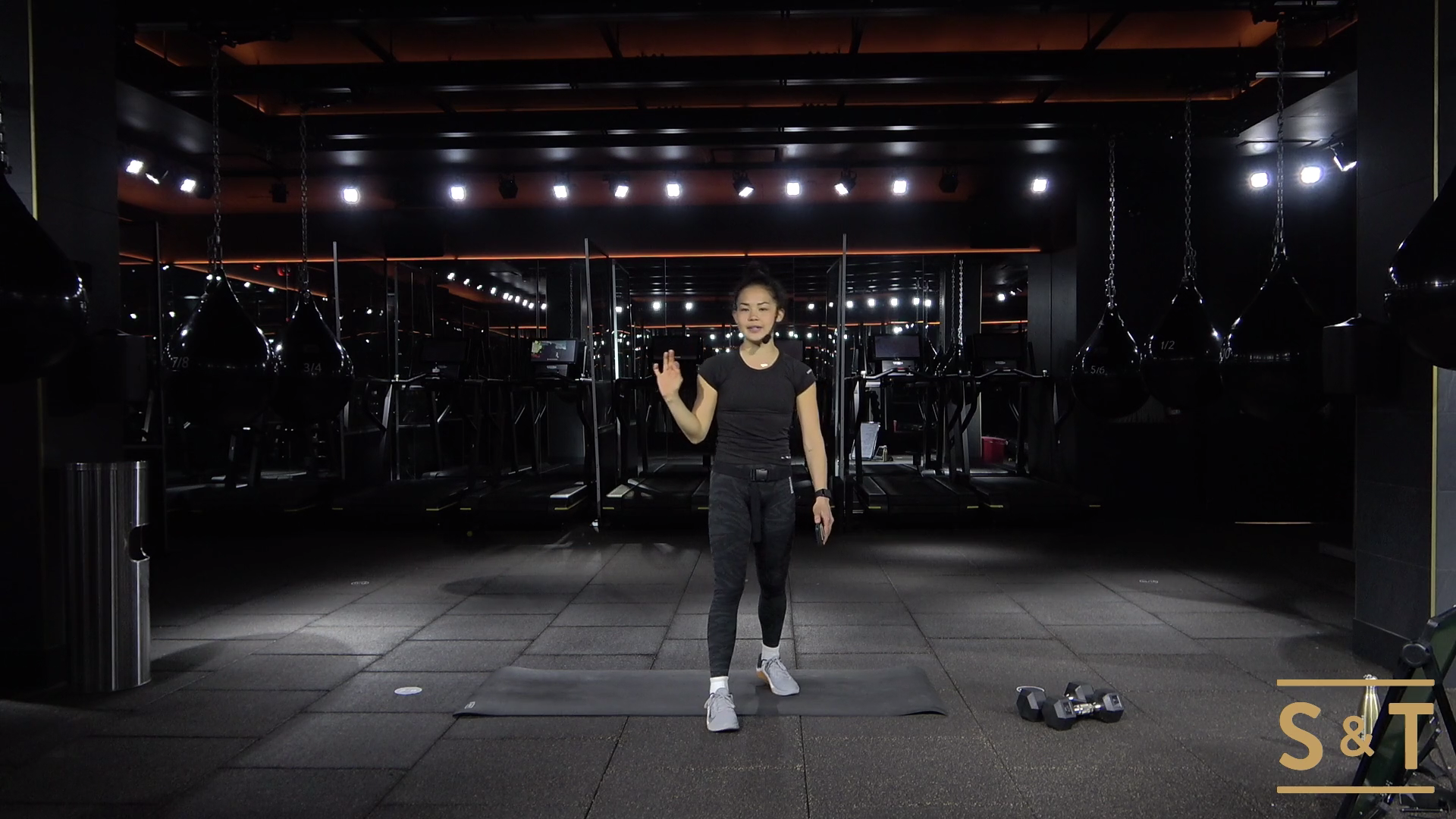 Booty HIIT with Nariko: Walking on Sunshine, Sweat Live Apr 25, 2021