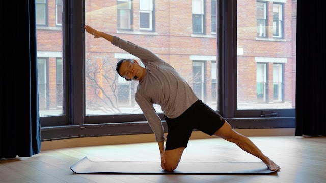 Warm-up Flow with Julian: Activation