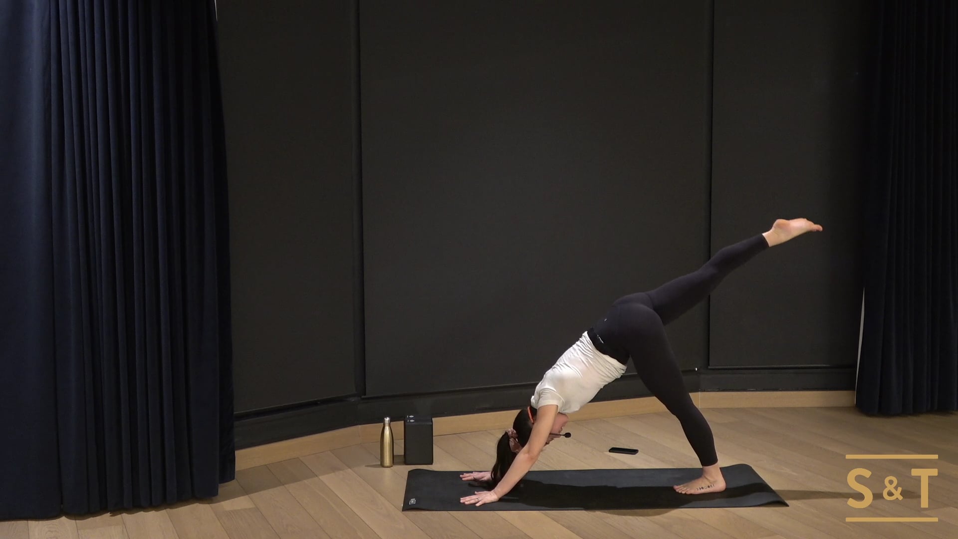 Slow Flow with Angela, Sweat Live Jan 25, 2021